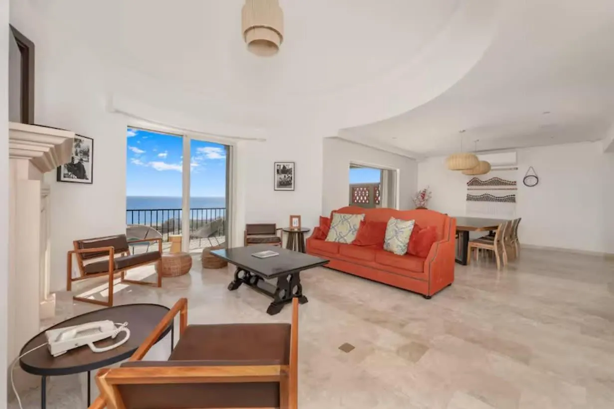 4Bd Oceanfront Montecristo Estates Villa location